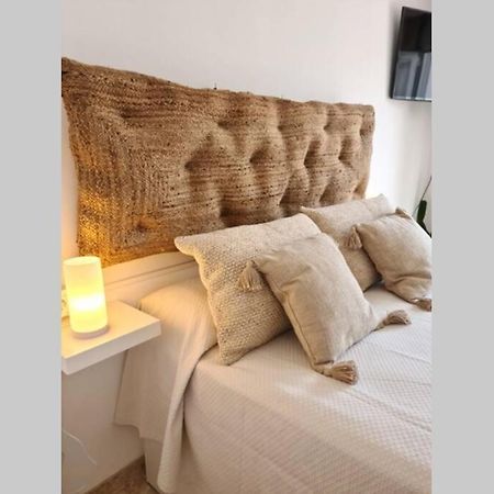 Calmahouse Carihuela Apartment Torremolinos Ngoại thất bức ảnh