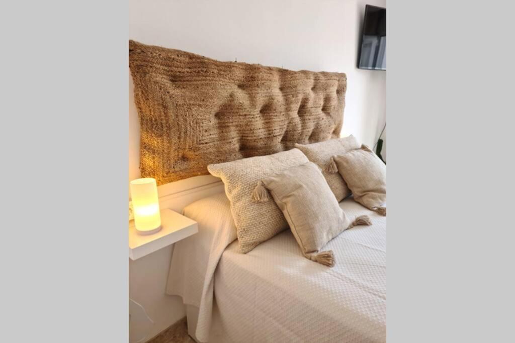 Calmahouse Carihuela Apartment Torremolinos Ngoại thất bức ảnh