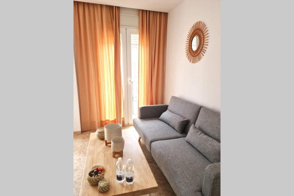 Calmahouse Carihuela Apartment Torremolinos Ngoại thất bức ảnh