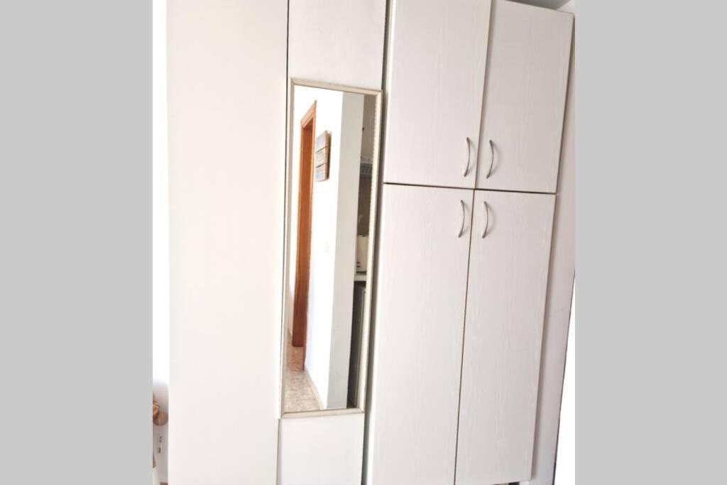 Calmahouse Carihuela Apartment Torremolinos Ngoại thất bức ảnh